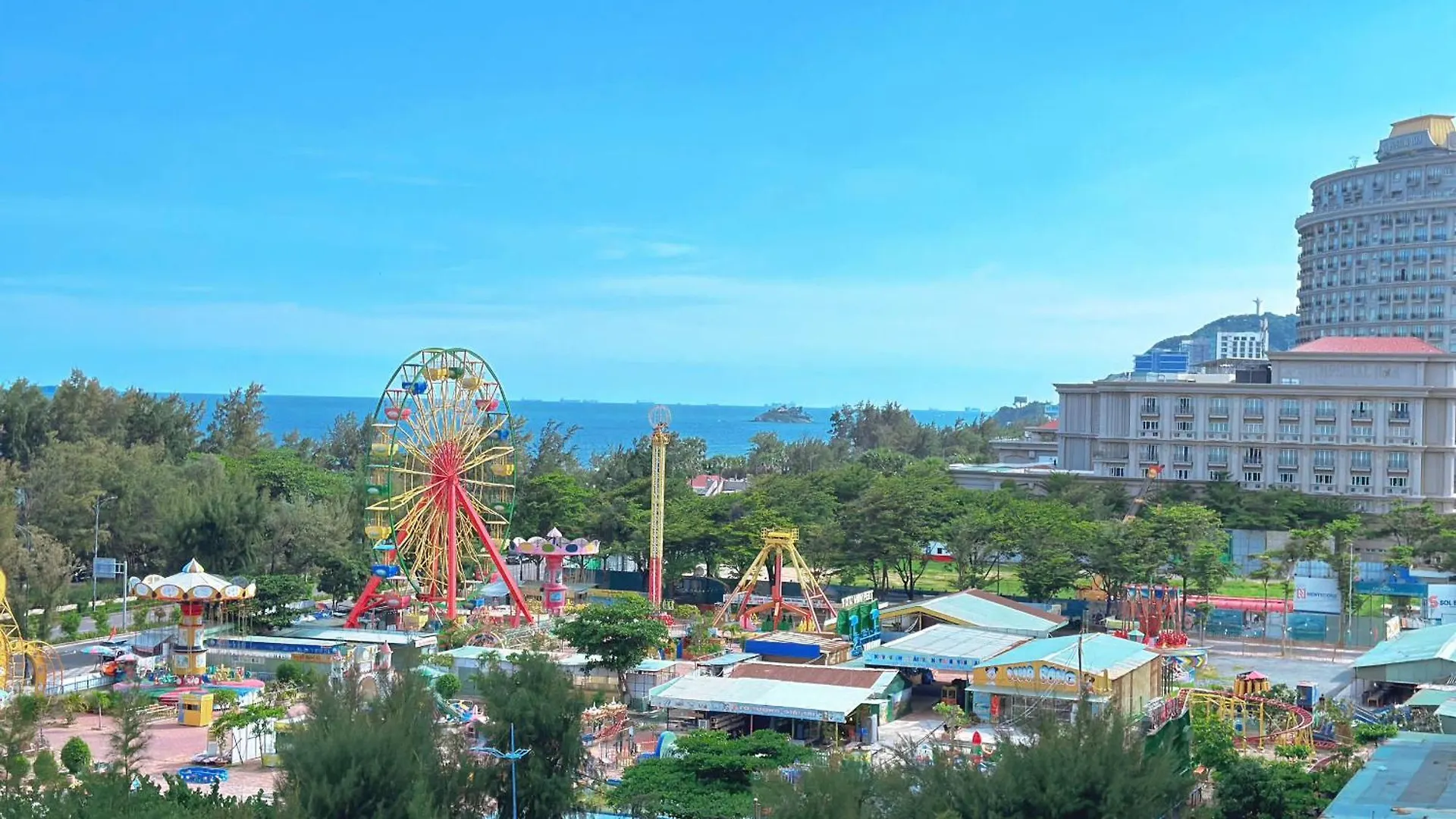 Mermaid Seaview Apartment Vung Tau - Blue Homestay Vietnam