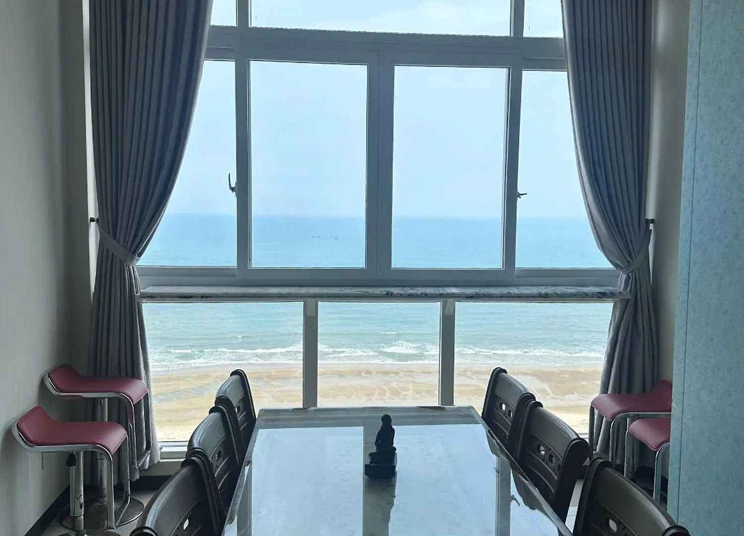 Mermaid Seaview Apartment Vung Tau - Blue Homestay